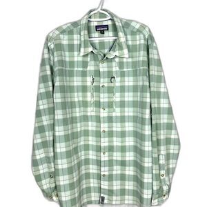 Patagonia Green Plaid Utility Button Down Shirt Outdoor Gorpcore Size XL